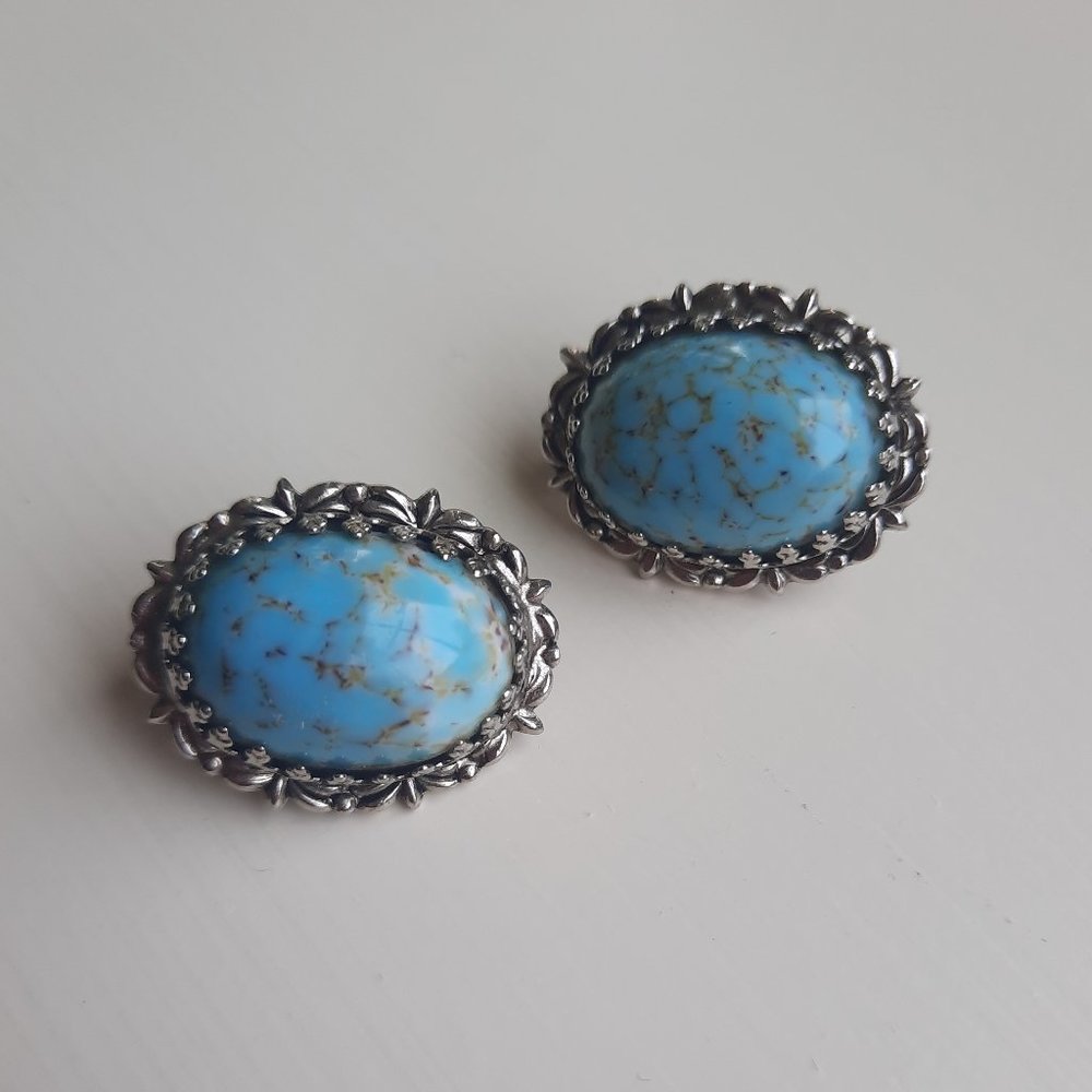 Vintage Robin's Egg Blue Cabochon Clip-on Earrings.